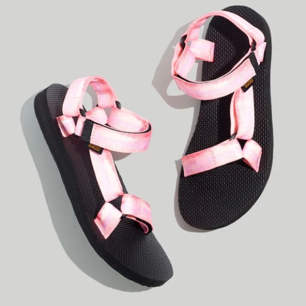 TEVA Tie Dye Pink Strap Sandals SZ 9 - Picture 2 of 6